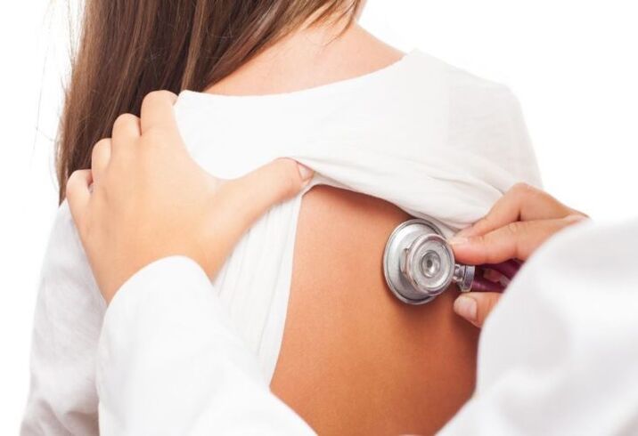 medical exam for shoulder blade pain